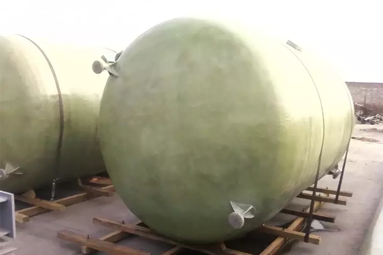 Резервуар горизонтальный двустенный подземный